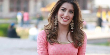 لوگوں کو ان کے ٹیلنٹ پر پرکھنا چاہئے: مہوش حیات