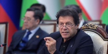 وزیراعظم کی آٹا بحران، تحقیقاتی کمیٹی آج کام شروع کریگی۔