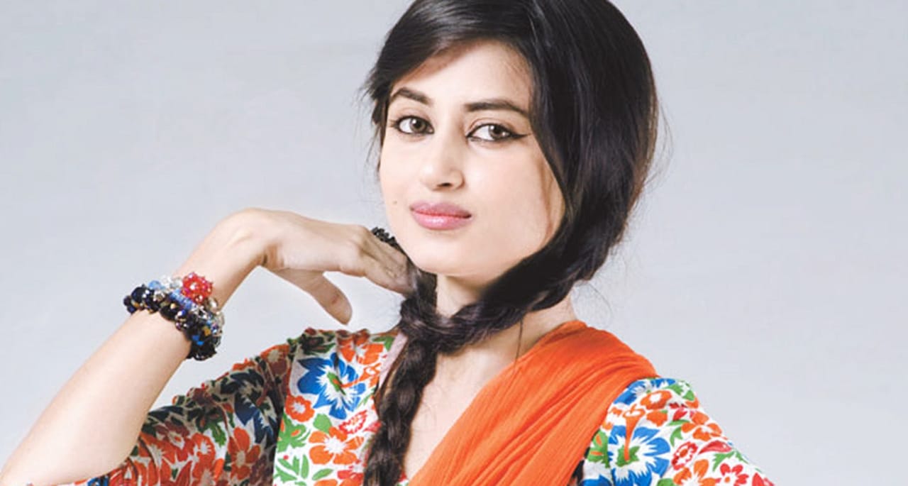 سجل علی کا نام ایوارڈ کے لیے نامزد۔