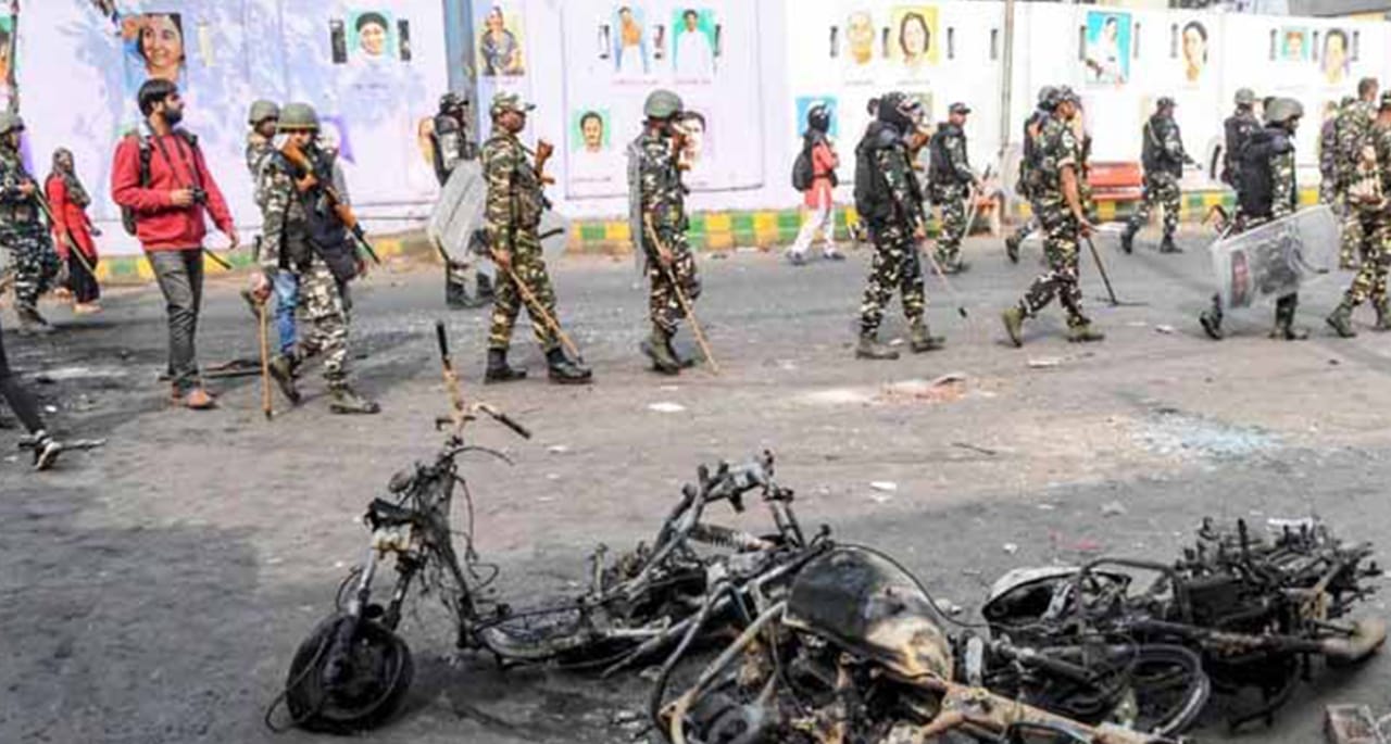 نئی دہلی فسادات: ہلاکتوں کی تعداد 20 ہوگئی، فوج بلانے کا مطالبہ۔