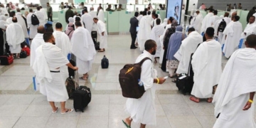 کورونا وائرس: عمرہ اور زیارت کے لیے داخلے پر عارضی پابندی۔