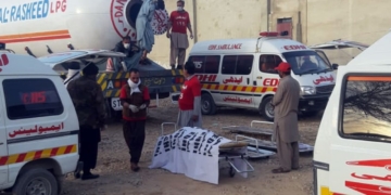 کوئٹہ: گیس ٹینکر دھماکے میں چھ افراد جاں بحق۔