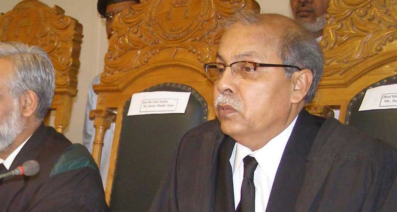 چیف جسٹس میئر کراچی اور سندھ حکومت پر شدید برہم۔