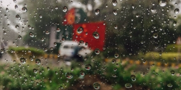 ملک کے مختلف علاقوں میں گرچ چمک کے ساتھ بارش کا سلسلہ جاری۔