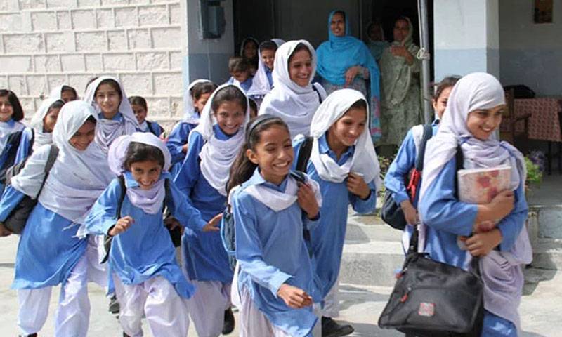 سندھ: پہلی سے آٹھویں جماعت کے طلبہ کو اگلی کلاس میں پروموٹ کرنے کا فیصلہ-