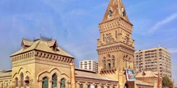 کورونا سے پاکستان میں35 اموات،2450 افراد متاثر۔