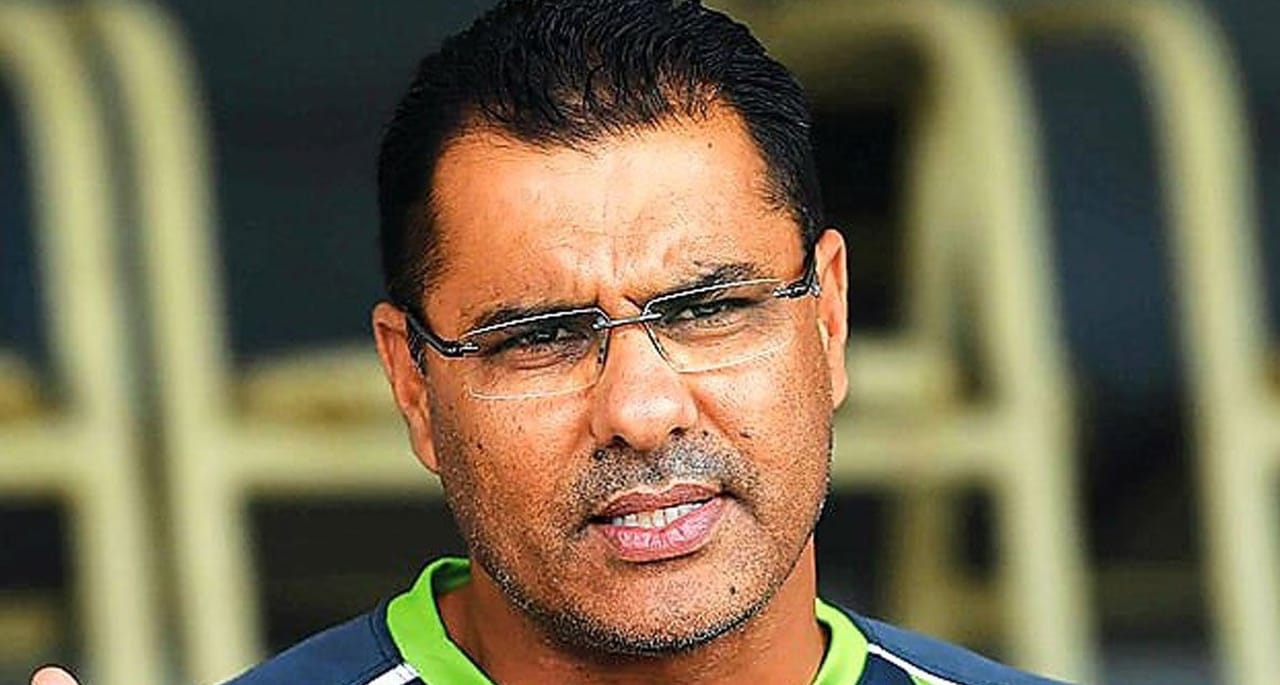 سابق کرکٹر وقاریونس کا سوشل میڈیا چھوڑنے کا اعلان۔