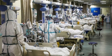 دنیا بھر میں کورونا متاثرین کی تعداد  40  لاکھ  12  ہزار سے تجاوز کر گئی۔