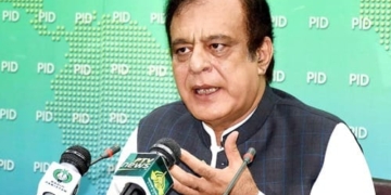 احتیاط نہ کی تو دوبارہ لاک ڈاؤن کی طرف جانا پڑے گا، شبلی فراز۔