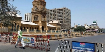 سندھ میں سخت لاک ڈاؤن کا آغاز۔