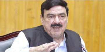 وزیر ریلوے شیخ رشید احمد میں کورونا وائرس کی تشخیص۔