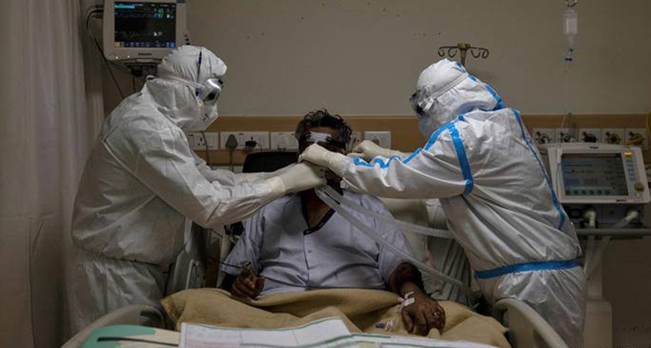 پاکستان میں کورونا کیسز کی تعداد 1 لاکھ 3 ہزار سے تجاوز کر گئی۔