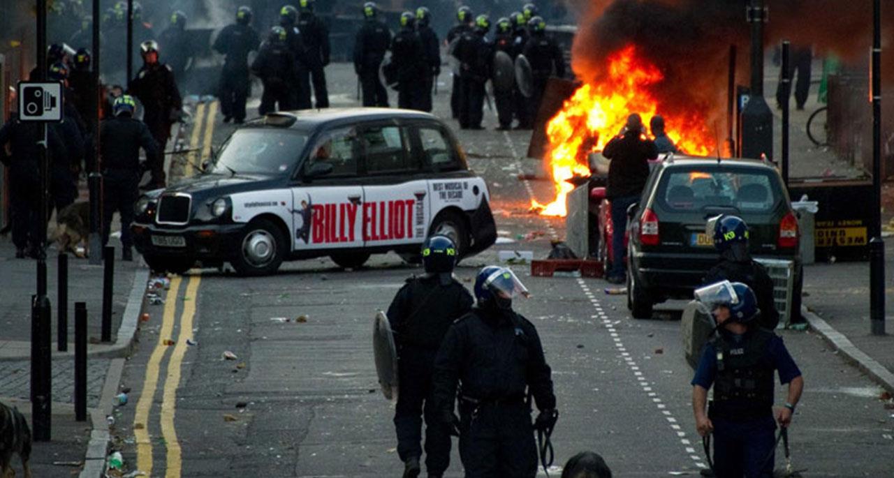 سیاہ فام کی ہلاکت، امریکہ میں پولیس اصلاحات کا مطالبہ زور پکڑ گیا۔