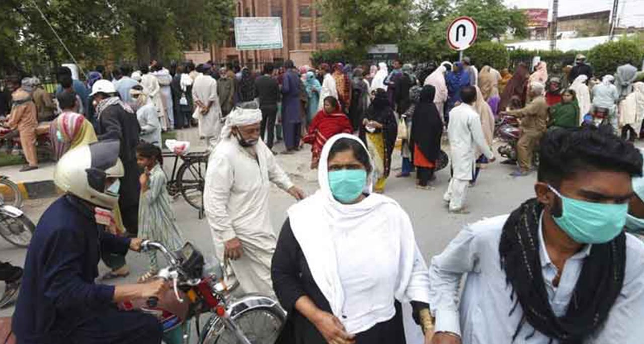 ملک بھر میں کورونا کیسز کی تعداد 2  لاکھ 13 ہزار سے بڑھ گئی،  اموات 4395  ہو گئی