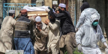 پاکستان میں کورونا سے مزید 32 افراد چل بسے، 1763 نئے کیسز رپورٹ