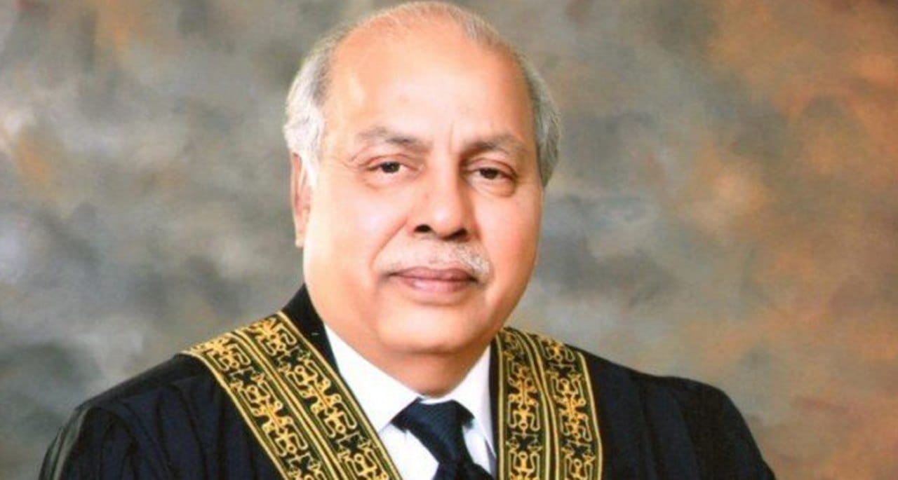 کراچی کو ہر کوئی تباہ کررہا ہے: چیف جسٹس برہم