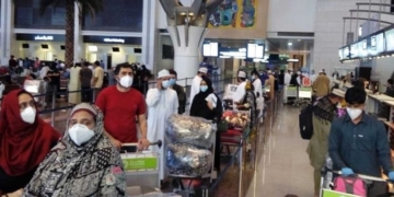 ائیرپورٹ اور جہاز میں ماسک لازم  مسافر  لاؤنج میں جانے پر  پابندی عائد