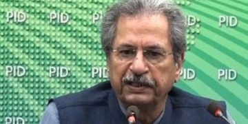 تعلیمی ادارے کھلے رہیں گے یا بند ہوں گے؟اہم اجلاس طلب