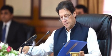 وزیراعظم نے مشاورت مکمل کرلی، کابینہ میں بڑے پیمانے پر ردوبدل کا امکان
