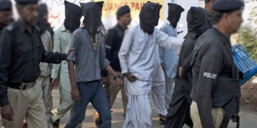 سیکیورٹی اداروں کی لاہور میں کارروائی۔