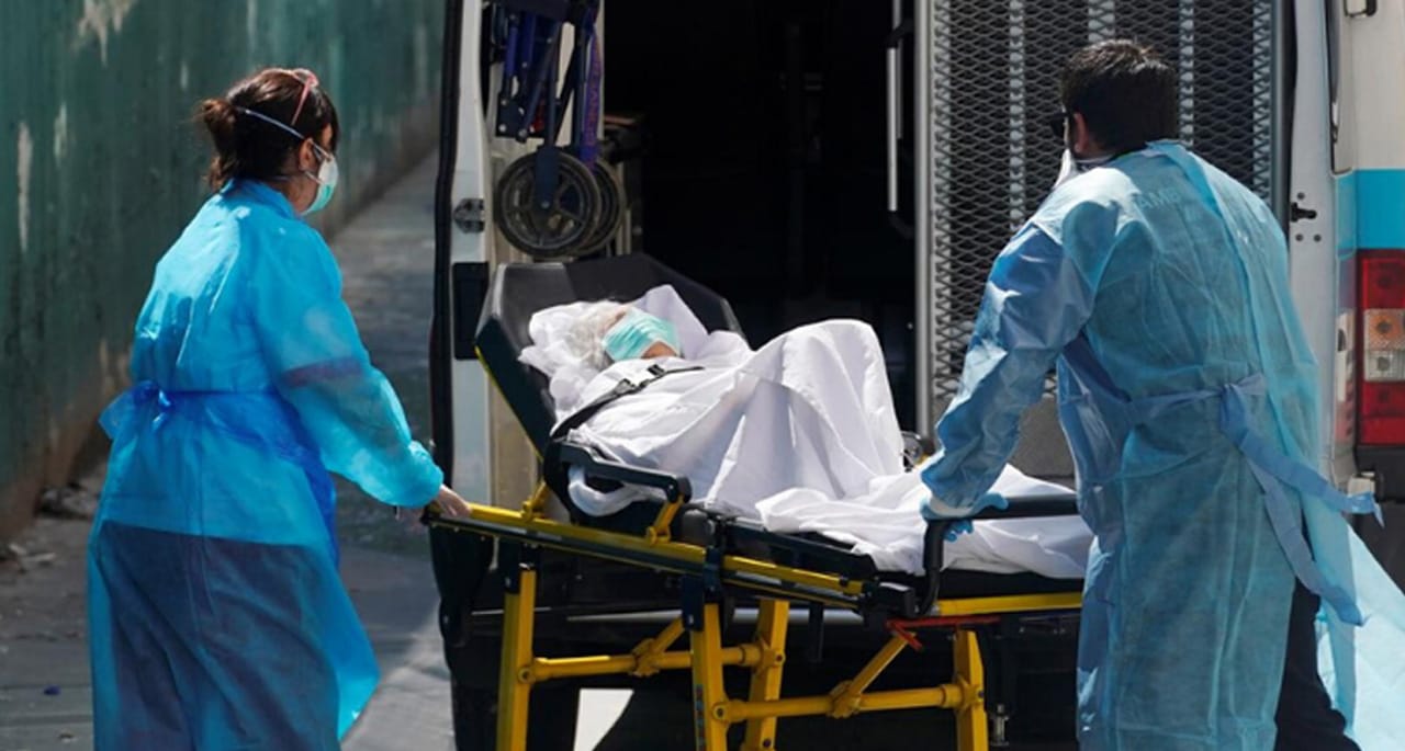 پاکستان میں کورونا سے مزید 53 افراد جاں بحق