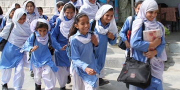 سندھ میں اسکول مزید ایک ہفتے بند رکھنے کا فیصلہ