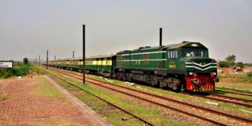 ٹرین میں سفر کرنے والے ہوجائیں ہوشیار ، ویکسین کے بغیر سفر پر پابندی
