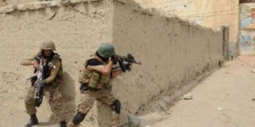 مچھ میں دہشتگردوں کا حملہ، ایک جوان شہید، 2 زخمی