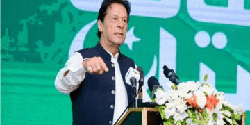 کمزور انسان کو انصاف ، طاقتور کو این آر او چاہیئے ہوتا ہے، عمران خان