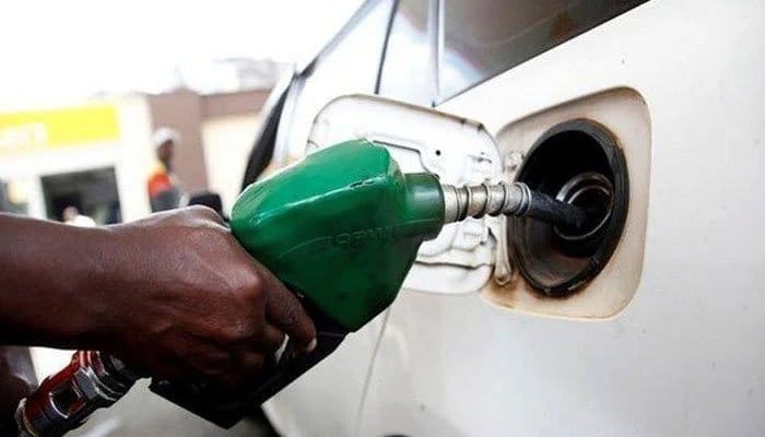 پیٹرولیم مصنوعات کی قیمتوں میں اضافےکا امکان