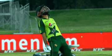 بابراعظم نے گیل اور کوہلی کو پیچھے چھوڑ دیا