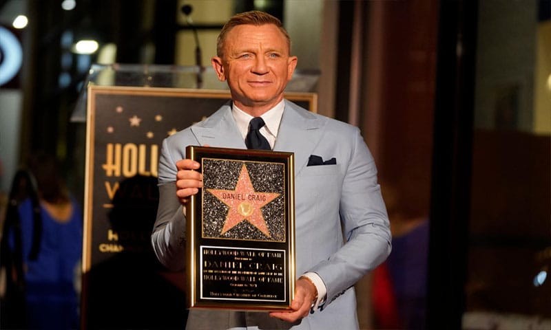 ڈینیئل کریگ کو واک آف فیم کا ستارہ مل گیا