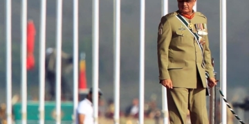 آرمی چیف کا زور مذاکرات پرتھا، اُنکی برکتوں سے سارا کام ہو گیا، بشیر فاروقی