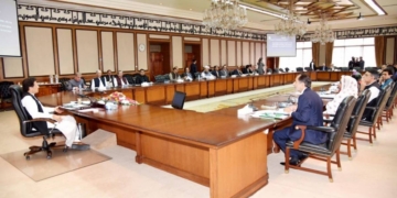 وزیراعظم عمران خان وفاقی وزرا اور کور کمیٹی ارکان سے خفا