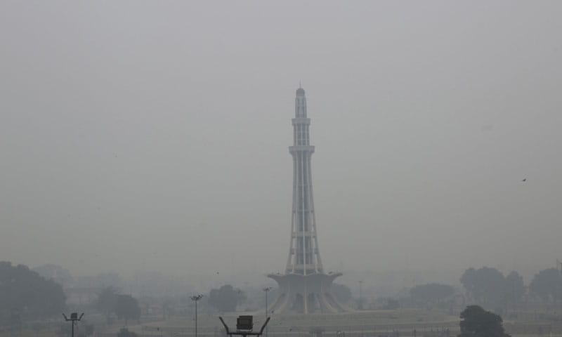 نجی دفاتر میں 50 فیصد اسٹاف کیساتھ کام کرنے کا حکم