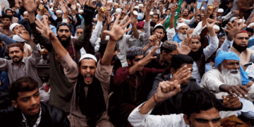 تحریک لبیک کا دھرنا ختم کرنے کا اعلان
