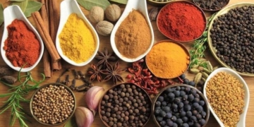 بجلی، دالیں، گرم مصالحہ جات اور لکڑی سمیت 17 اشیا کی قیمتیں بڑھ گئیں