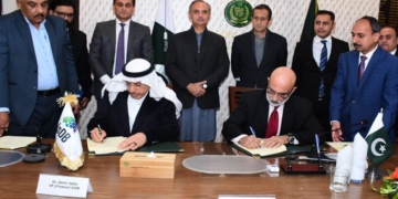کورونا ویکسین کی خریداری کے لیے 72.5 ملین امریکی ڈالرز کے فنانسنگ معاہدے پر دستخط