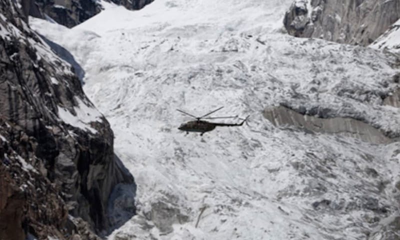 پاک فوج کا ہیلی کاپٹر سیاچن میں گرکر تباہ،آئی ایس پی آر