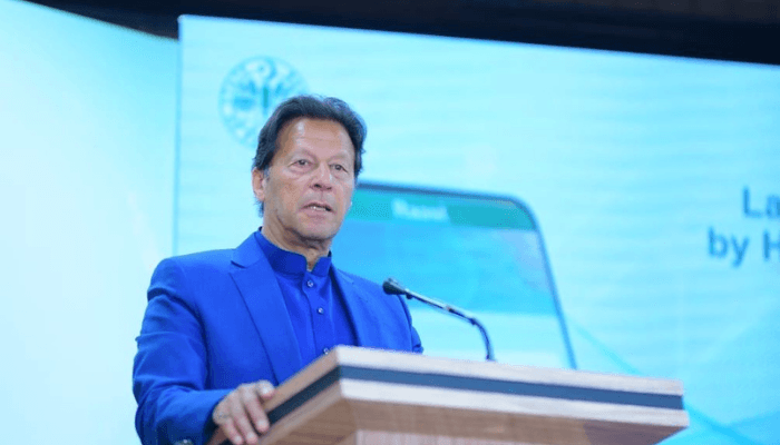 بہت سے لوگ اچھے لائف اسٹائل گزاررہے ہیں لیکن ٹیکس نہیں دیتے۔ وزیر اعظم عمران خان