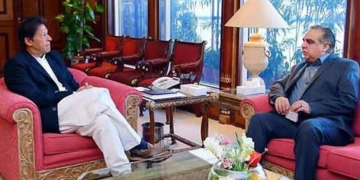 عمران خان اور گورنر سندھ کی بنی گالا میں ون آن ون ملاقات