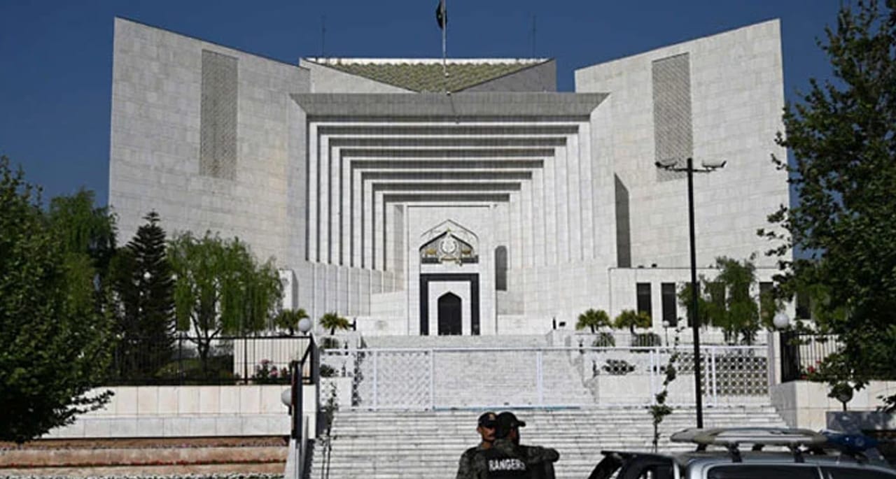 کل جو ہوا افسوسناک ہے، ایسا حکم جاری کریں گے جو مستقبل کیلئے مثال بنے، چیف جسٹس