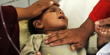 سندھ 24گھنٹوں میں 2400 بچے ڈائریا کا شکار