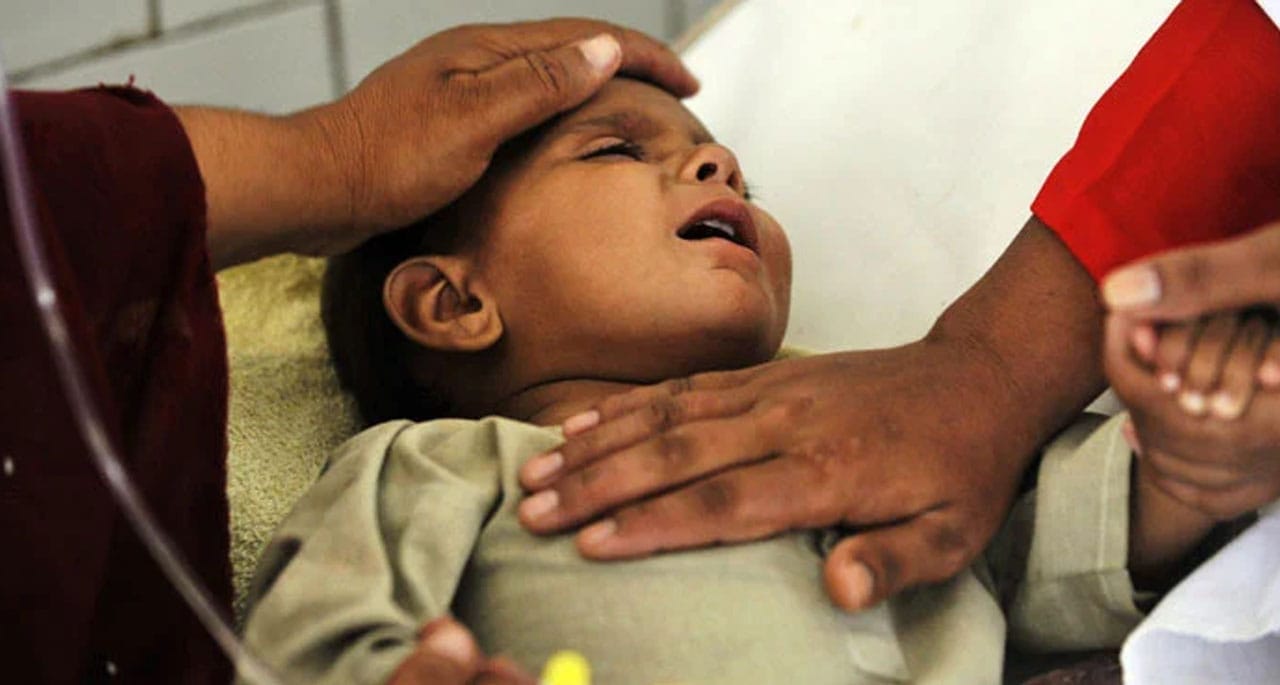 سندھ 24گھنٹوں میں 2400 بچے ڈائریا کا شکار