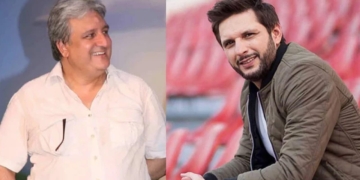اداکار خالد انعم کا شاہد آفریدی کی بیٹنگ پر طنز