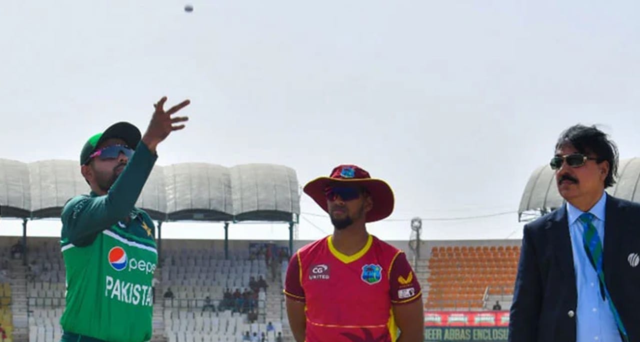 پاکستان کا ویسٹ انڈیز کیخلاف بیٹنگ کا فیصلہ