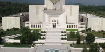 اوورسیز پاکستانیوں کو ووٹ کا حق دلوانے شیخ رشید سپریم کورٹ پہنچ گئے