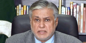 اسحاق ڈار کی نااہلی کیلئے دائر درخواست واپس لے لی گئی