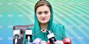 عمران روئیں، چیخیں یا پیٹیں اسحاق ڈار وطن واپس آچکے، مریم اورنگزیب