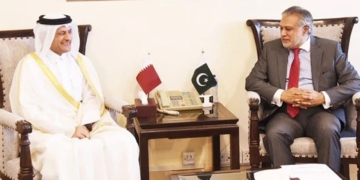 وزیرِ خزانہ اسحاق ڈار سے قطر کے سفیر کی ملاقات